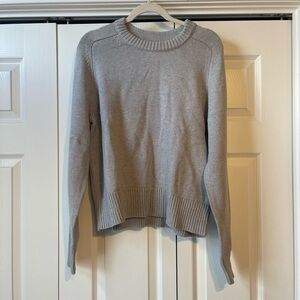 Banana Republic Heather Gray Crew Neck Sweater